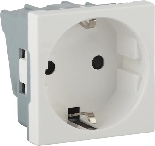 Розетка модульная с з/к и шторками размер 45х45 мм белая Ruvinil (уп. 10 шт)